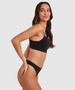 Base Layers Plunge Wirefree Bra - Black -BRAS N THINGS Shop base layers plunge wirefree bra black 01418201 15