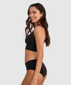 Base Layers Wirefree Crop - Black 9 Base Layers Wirefree Crop - Black -BRAS N THINGS Shop base layers wirefree crop black 01415801 10