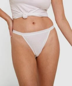 Basics Viscose Bamboo Blend High Leg Mini V - White