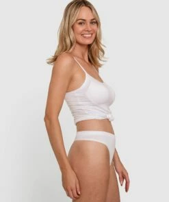Basics Viscose Bamboo Blend High Leg V String - White 6 Basics Viscose Bamboo Blend High Leg V String - White -BRAS N THINGS Shop basics viscose bamboo blend high leg v string white 01405001 3