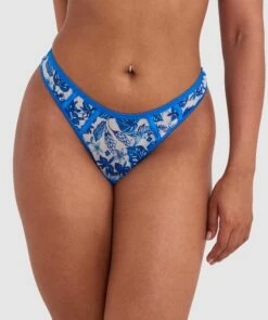 Blue Tropics V String - Print Tropical