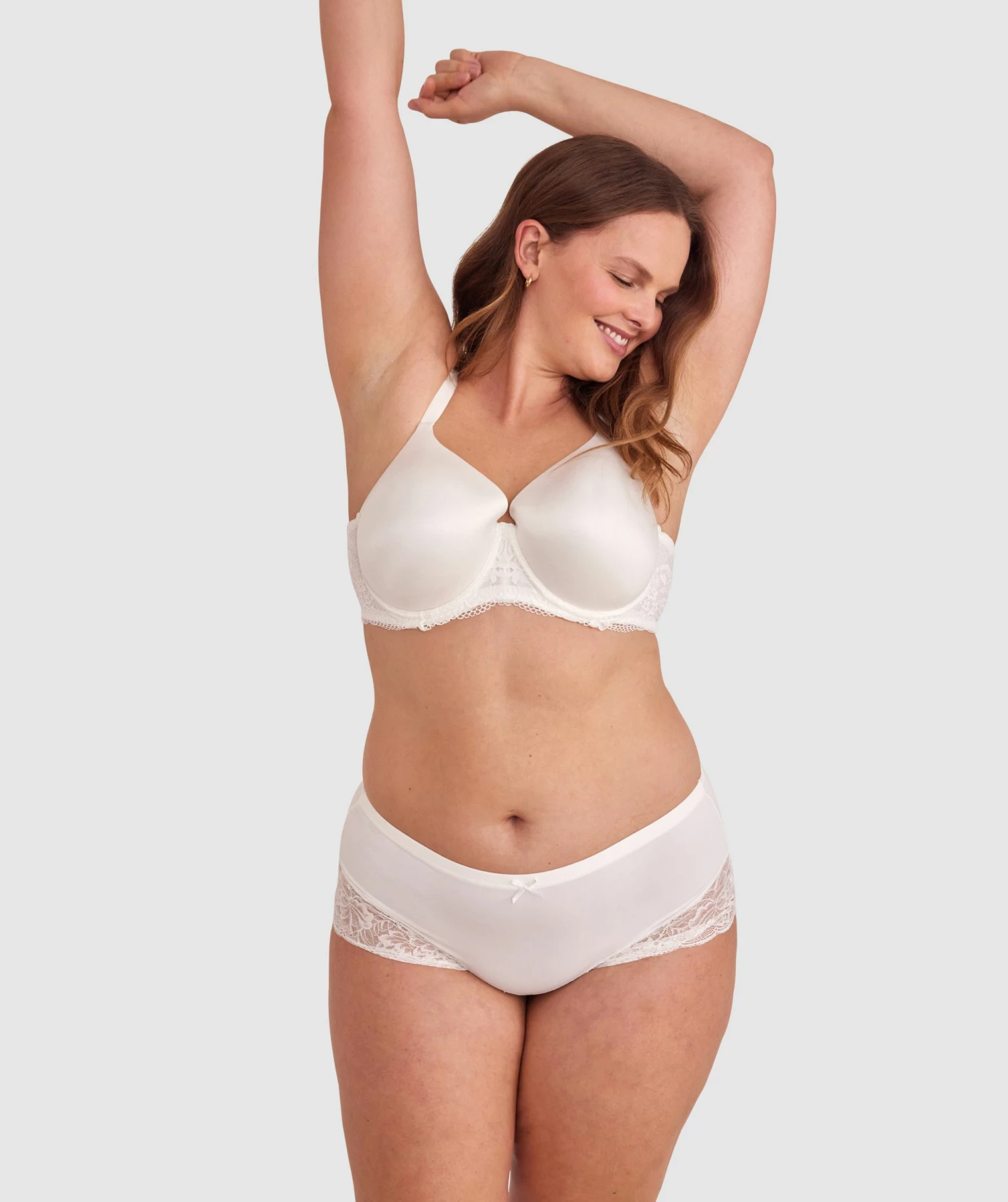 Faith Full Shortie - Ivory 2 Faith Full Shortie - Ivory - Image 2