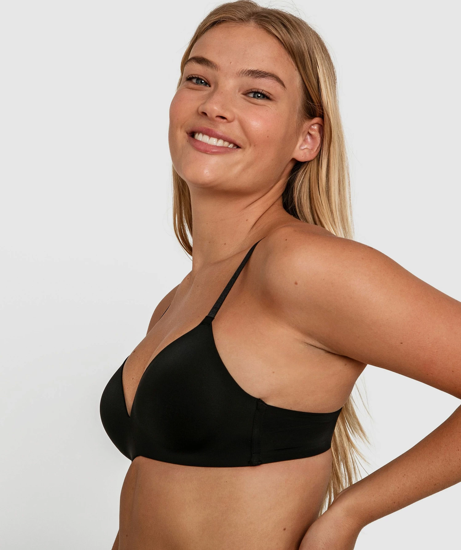 Jewel Contour Plunge Wirefree Bra - Black 1 Jewel Contour Plunge Wirefree Bra - Black