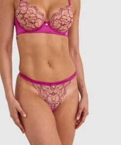 Madrid V String - Rose