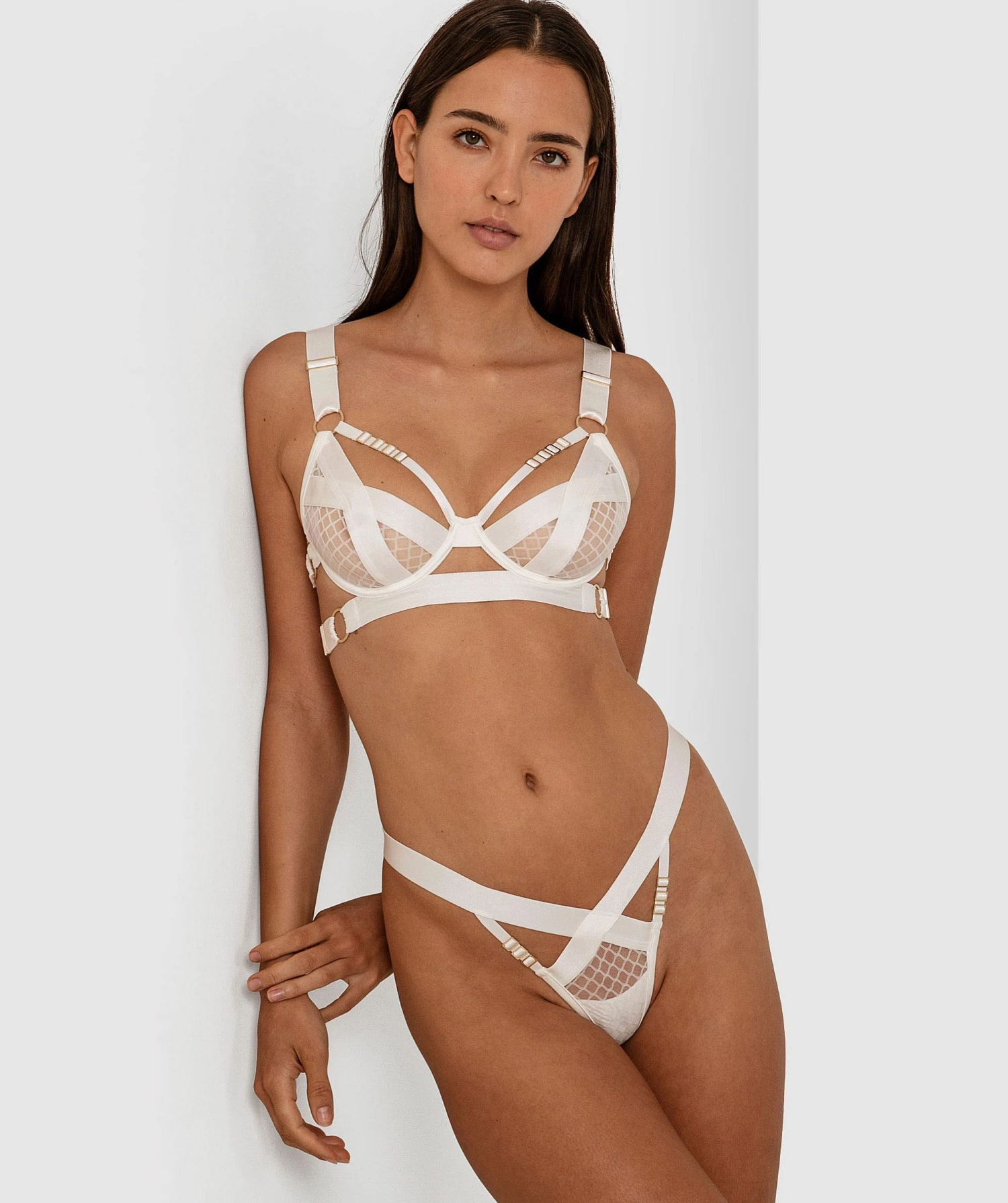 Night Games Utility Mini V - Ivory 2 Night Games Utility Mini V - Ivory - Image 2