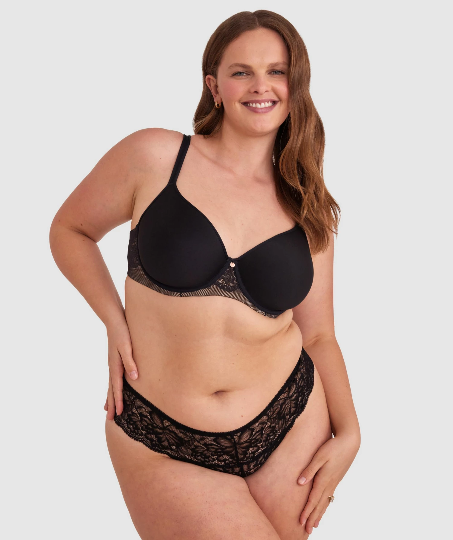 Pure Body Full Cup Bra - Black 2 Pure Body Full Cup Bra - Black - Image 2