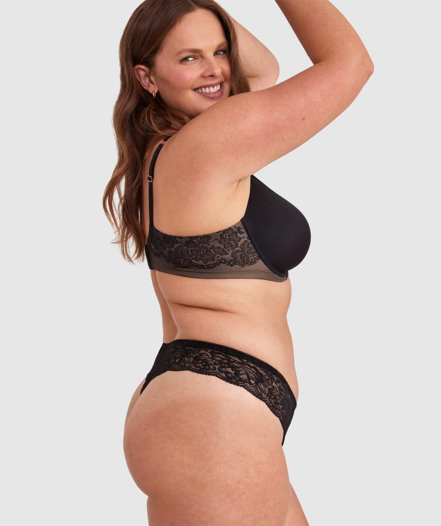 Pure Body Full Cup Bra - Black 3 Pure Body Full Cup Bra - Black - Image 3