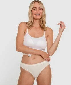 Rachel V String - Eggshell