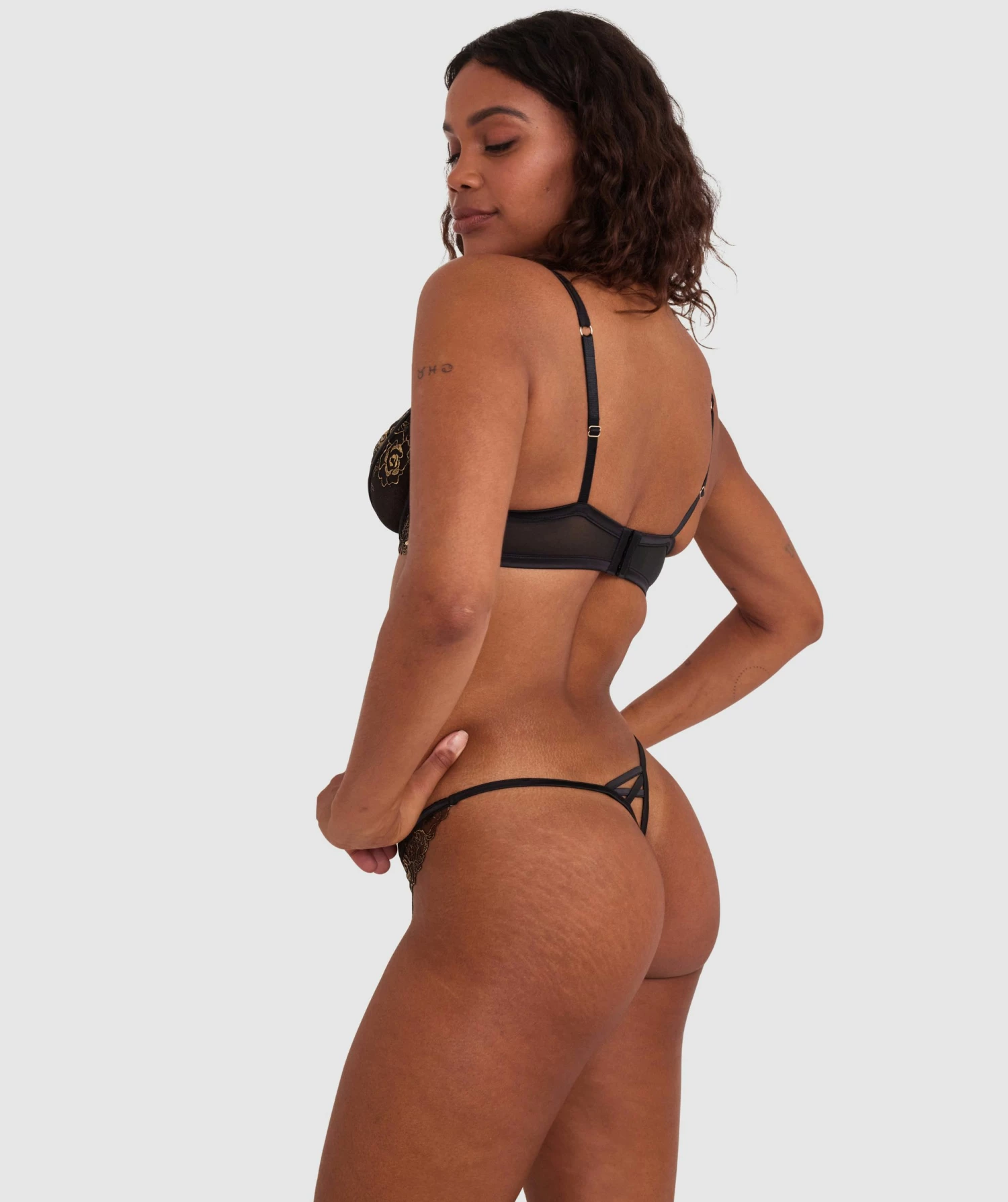 Vamp Enjoy Lovebirds V String - Black 3 Vamp Enjoy Lovebirds V String - Black - Image 3